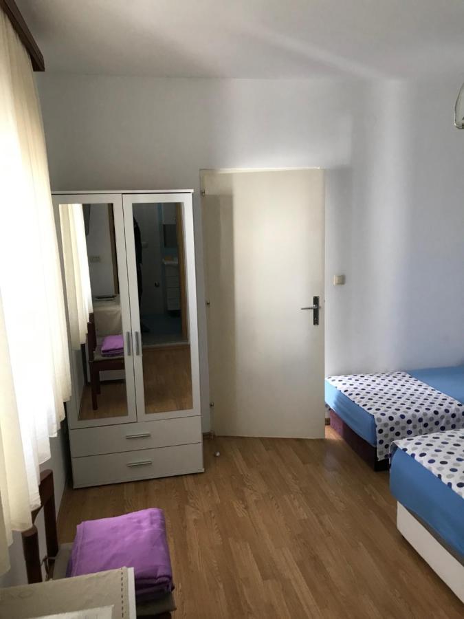 Tona Apartments Trogir Exteriör bild